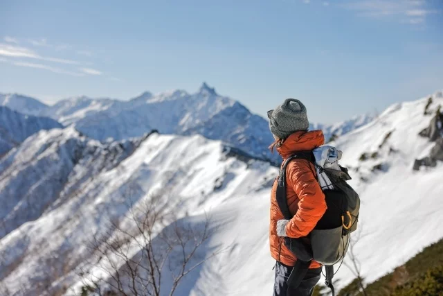 保温性の高い 服 登山